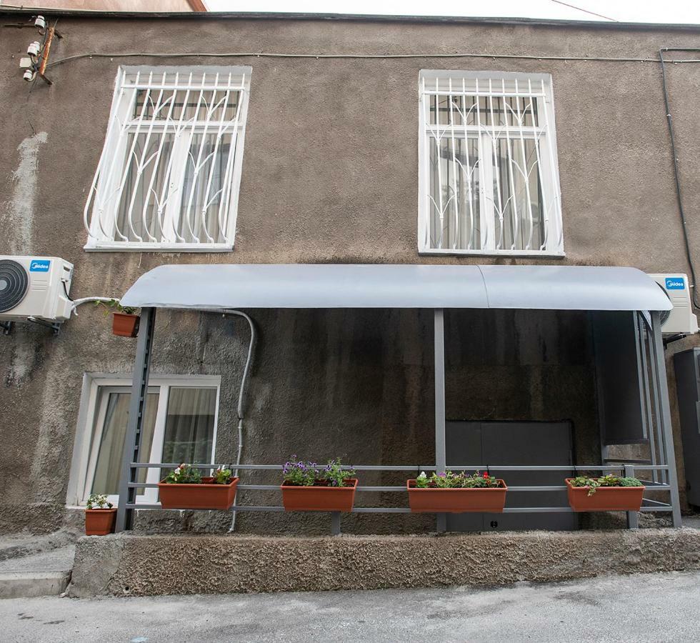 Dada - Cozy Apartment In The Center Of Tbilisi Buitenkant foto